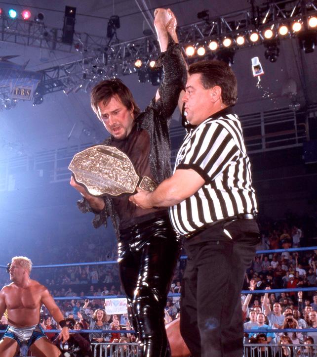 David Arquette wins WCW title