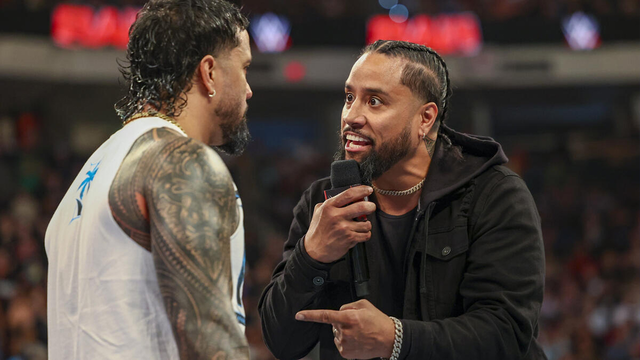 WWE Raw Jey Uso Jimmy Uso