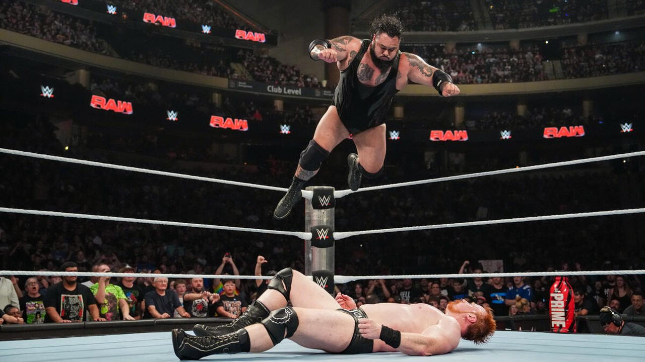 WWE Raw Bronson Reed Sheamus