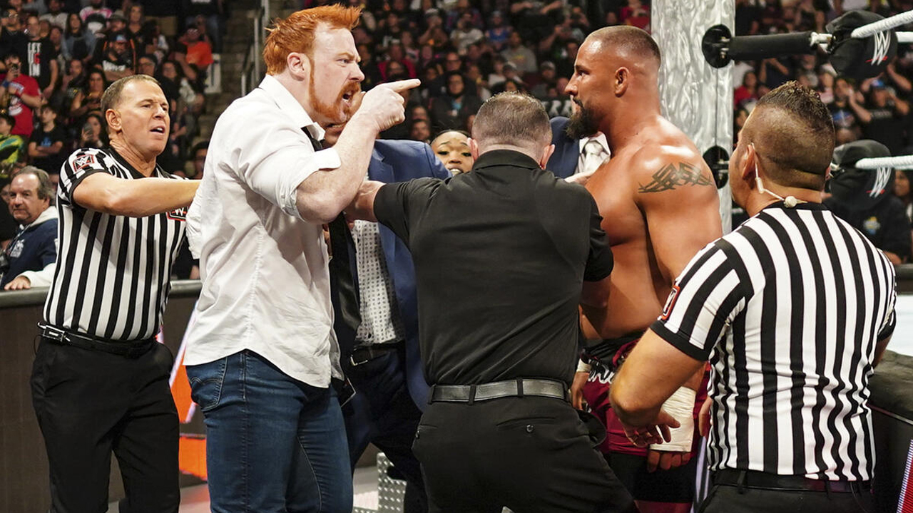 WWE Raw Sheamus Bron Breakker