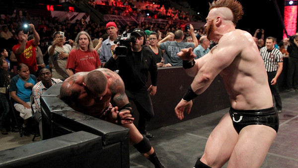 Kane Victorious Raw