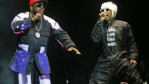 Outkast's Andre 3000, aka Andre Benjamin, right, and Big Boi, aka Antwan Patton, perform on the first day of the Austin City Limits Music Festival on Friday, Oct. 3, 2014, in Austin, Texas. (Photo by Jack Plunkett/Invision/AP)