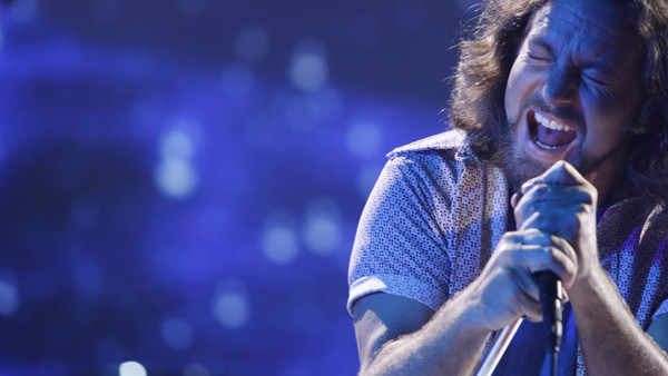 Eddie Vedder performs at the VH1 Rock Honors The Who on Saturday July 12, 2008 in Los Angeles. (AP Photo/Matt Sayles)
