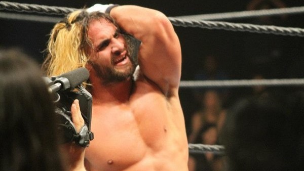 Seth Rollins knee injury