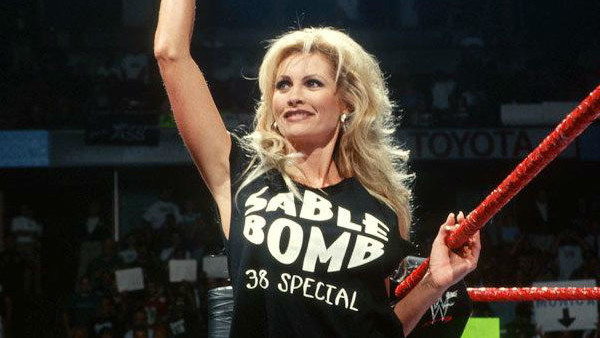 10 Women Who Need To Be In Wwe Hall Of Fame Page 7 5676