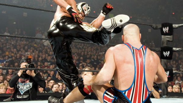 Kurt Angle Shawn Michaels WrestleMania 21.jpg