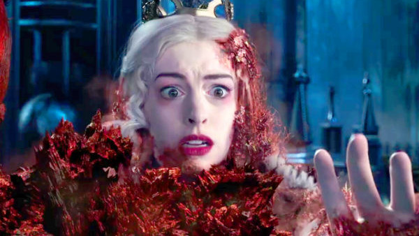 Anne Hathaway Alice Through The Looking Glass