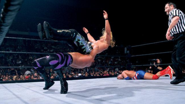 WrestleMania 18   Rob Van Dam Vs William Regal 03