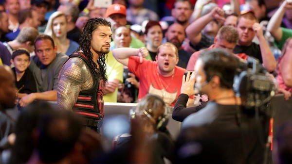 WWE Raw Roman Reigns Fans