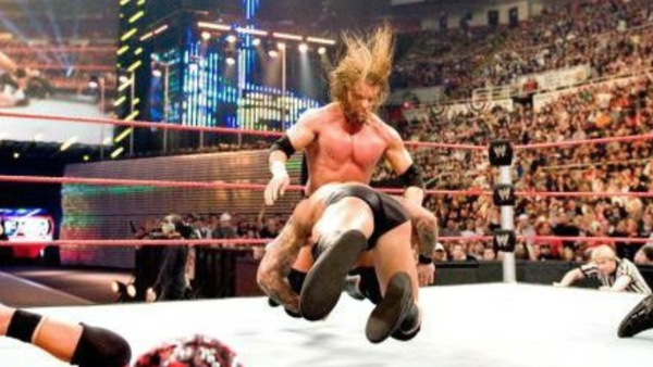 Orton Triple H 2009 Royal Rumble