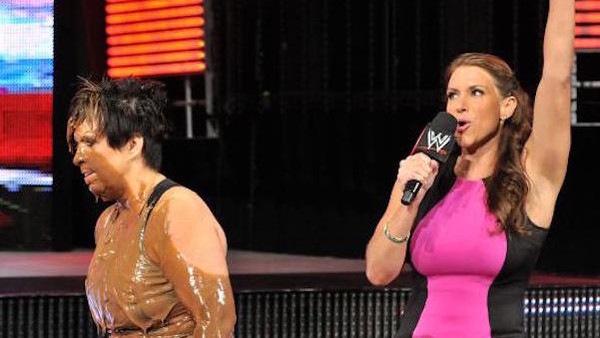 Stephanie Mcmahon Porn - 8 Times Stephanie McMahon Actively Damaged Women In WWE