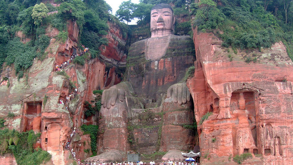 1280px Leshan Buddha Statue View
