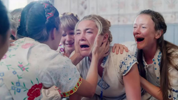 Midsommar Florence Pugh.jpg