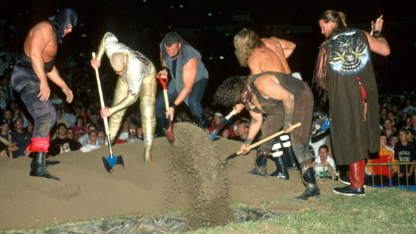 The Undertaker Kane Paul Bearer Casket Fire Royal Rumble 1998