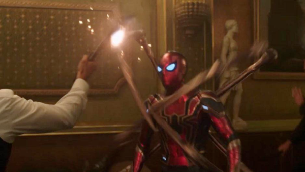 Spider-Man Far From Home Iron Spider Restaurant Fight