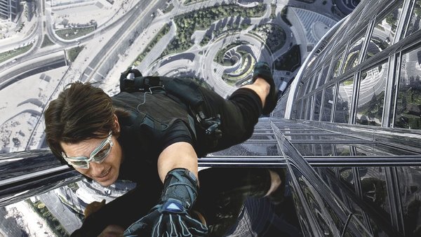 Mission Impossible Ghost Protocol Burj Khalifa Stunt