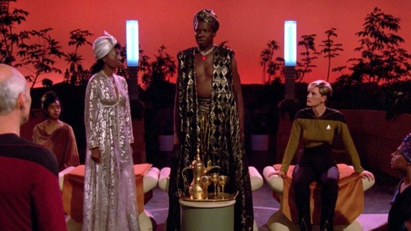 Star Trek: The Next Generation S1 E3 Code of Honor / Recap - TV