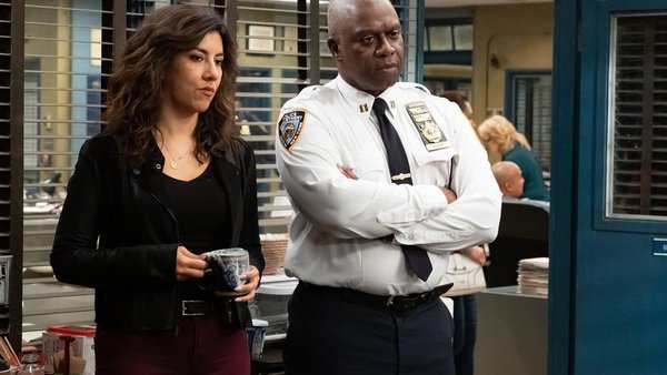 Brooklyn Nine-Nine Captain Holt