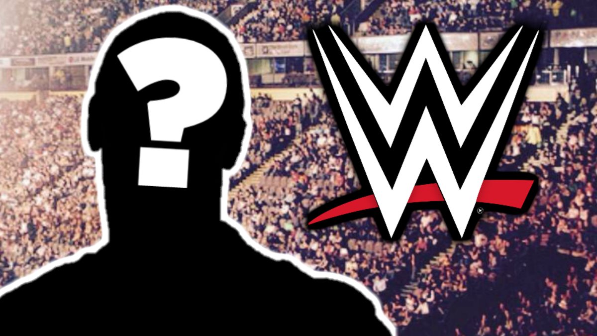 WWE Legend Makes Surprise Appearance On SmackDown