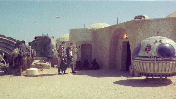 Mos Eisley Cantina Wuher
