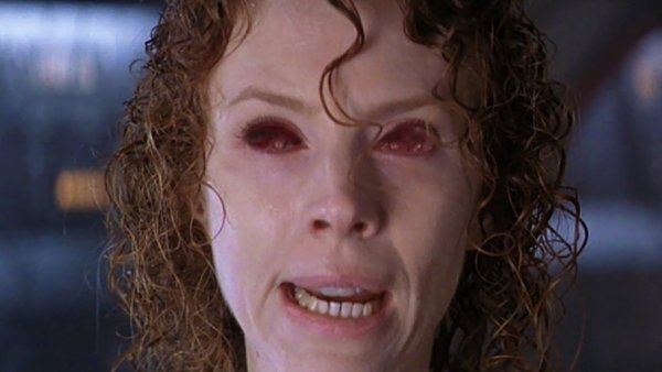 10 Best Jump Scares In Sci-Fi Movie History – Page 4