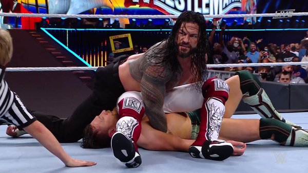 Roman Reigns Edge Daniel Bryan