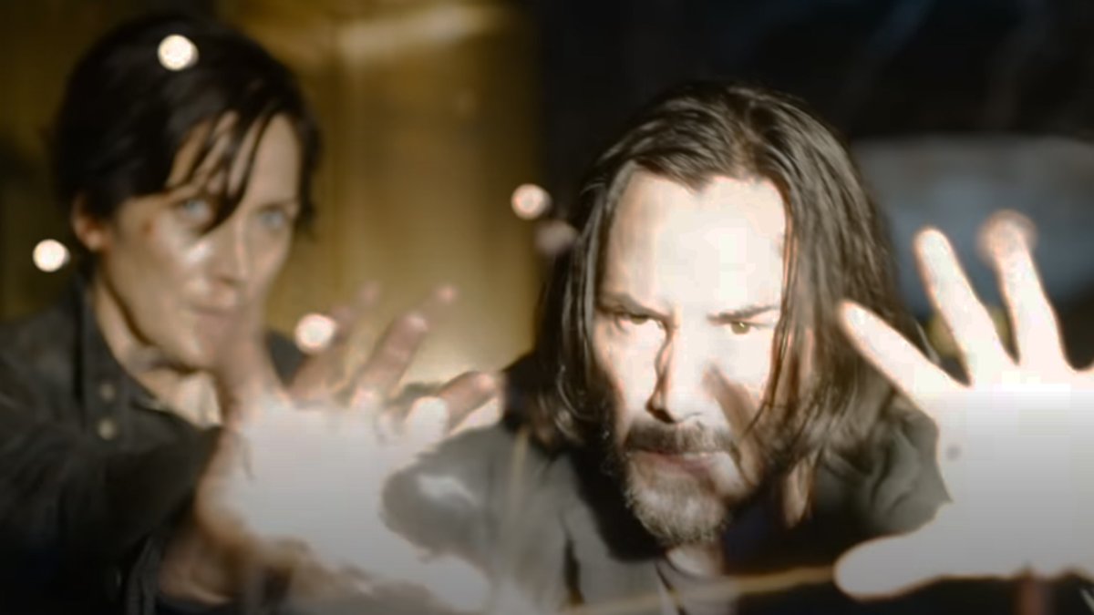 Who would want to see Hugo Weaving in a John Wick movie ? him and Keanu  Reeves should have a rematch that would have been cool in the Matrix  Resurrections : r/JohnWick