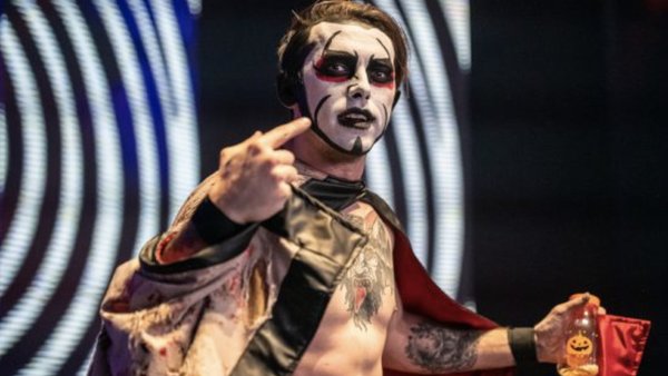 10 Wrestlers That Pissed Off The Fans