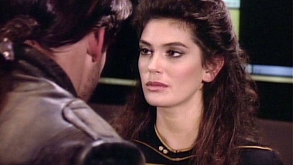 Teri Hatcher Star Trek