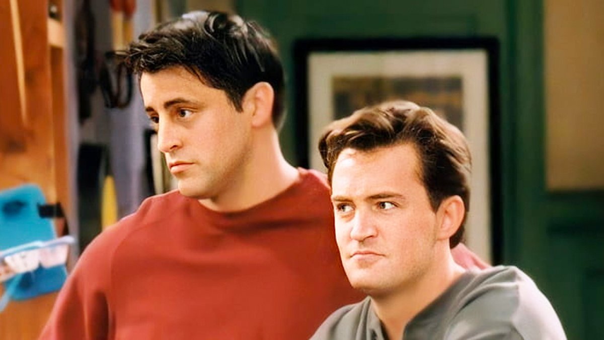Friends Quiz: Who Bought It - Chandler Or Joey?