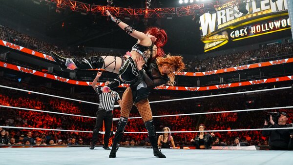 Iyo Sky Becky Lynch