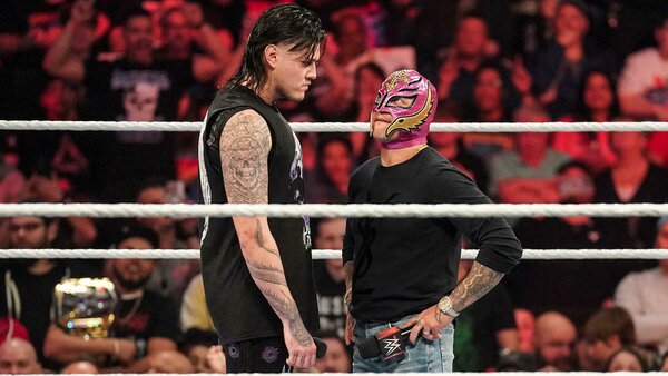 Dominik Mysterio Rey Mysterio