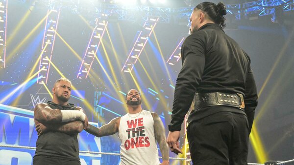 Roman Reigns The Usos Solo Sikoa Bloodline