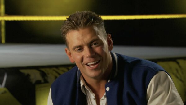 Alex Riley 