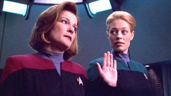 Seven Janeway Time Travel Star Trek Voyager 