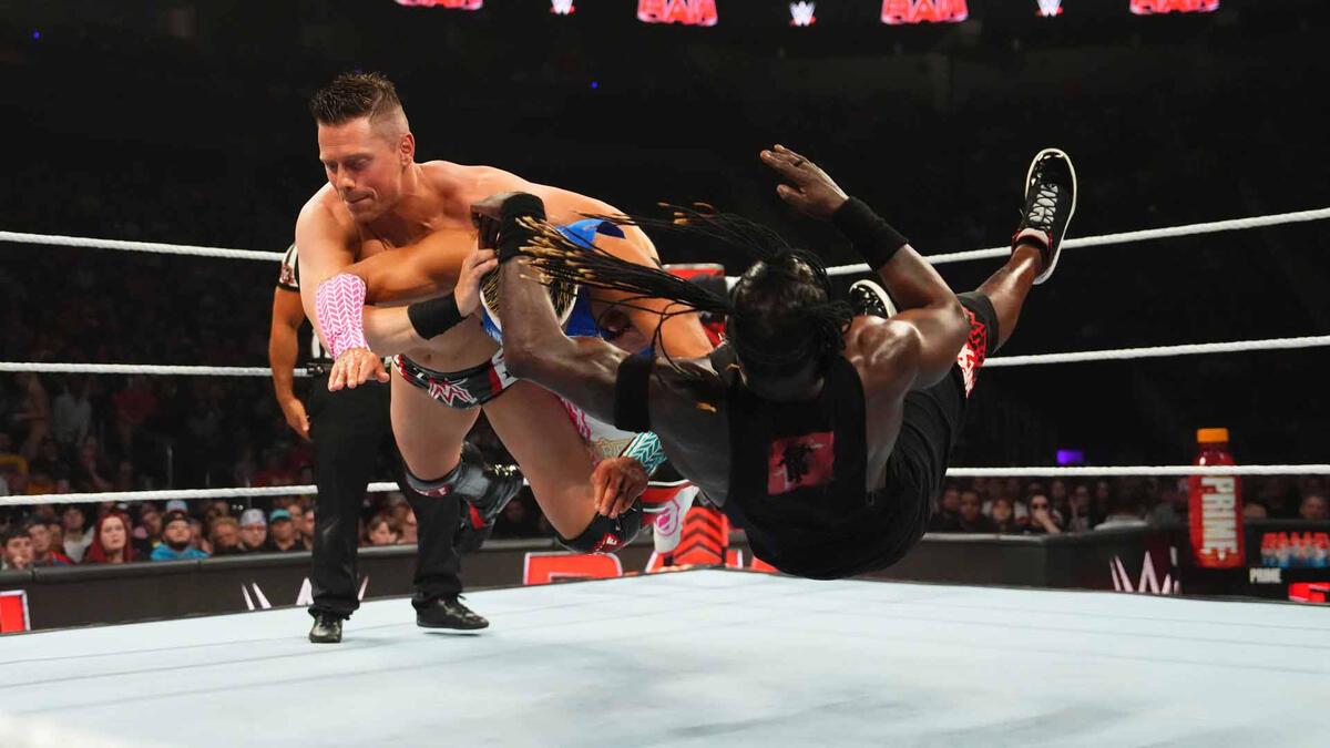 5 Ups & 6 Downs From WWE Raw (29 April Results & Review) Page 5