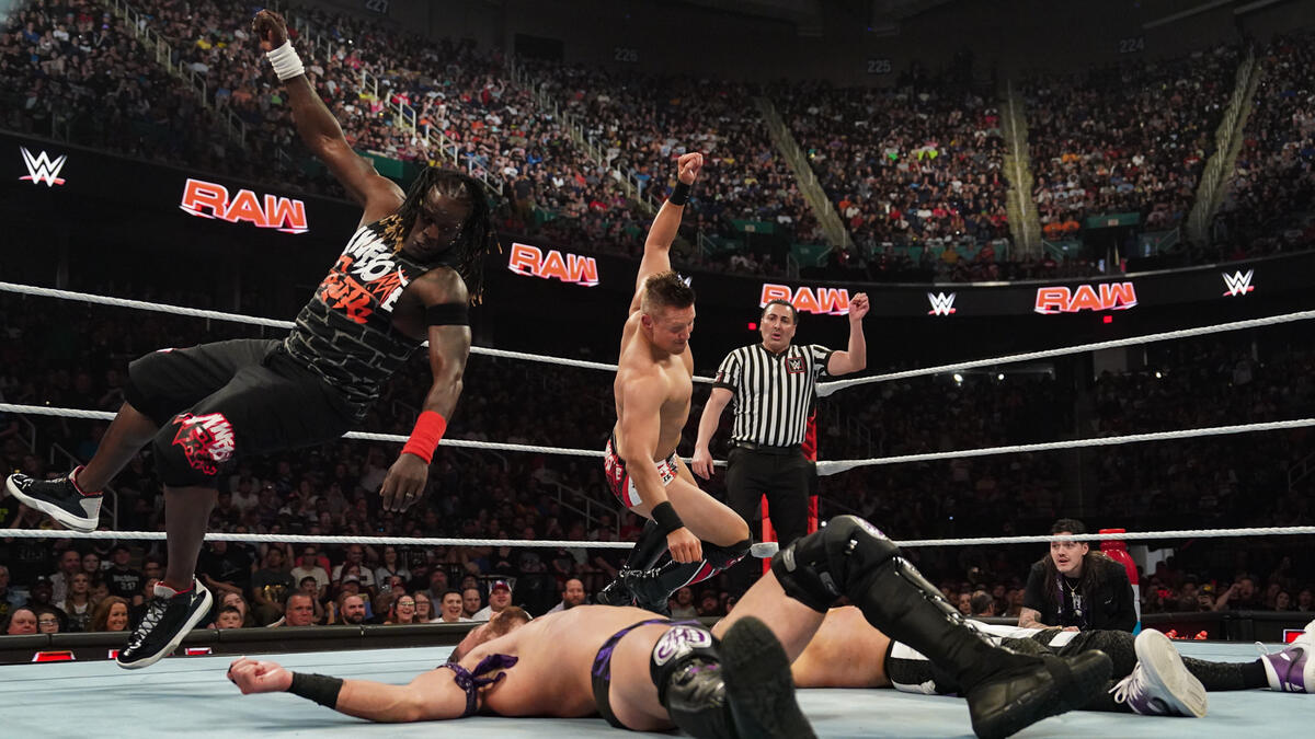 5 Ups & 5 Downs From WWE Raw (20 May Results & Review) Page 4